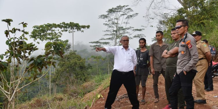 Bupati Kuningan Apresiasi Terobosan Dandim 0615