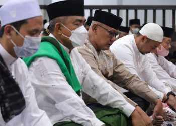 Bupati Acep Dan Wabup Ridho Sholat Idul Adha Di Masjid Agung Syiarul Islam