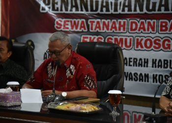Penandatanganan MOU eks SMU Kosgoro, Bupati : dapat menjadi hadiah terindah untuk anak-anak dan guru pendidik SDN 17 Kuningan