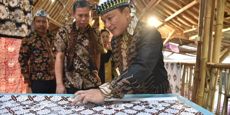 Sekda Dian : “Jagat Batik”, Upaya Merawat dan Menjaga Kebudayaan Asli Milik Bangsa