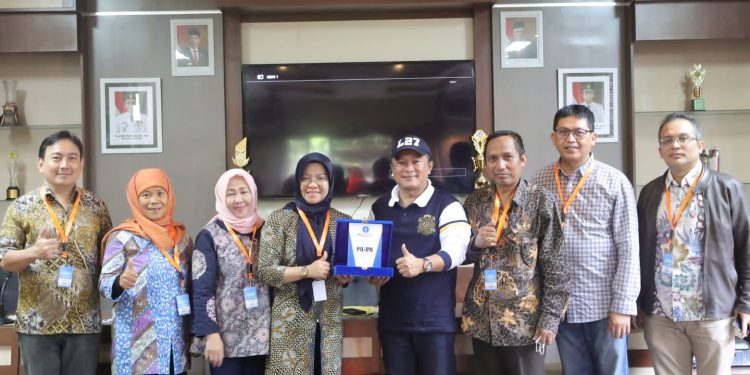 Mahasiswa S2 IPB Kuliah Lapangan di Kuningan