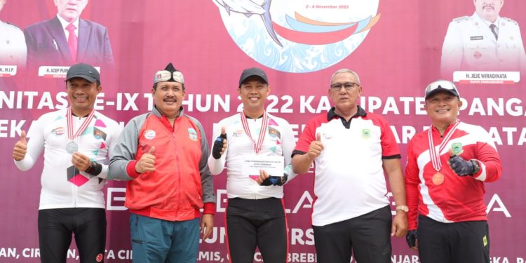 Kuningan Raih Juara Balap Sepeda Eksekutif di Porsenitas Pangandaran