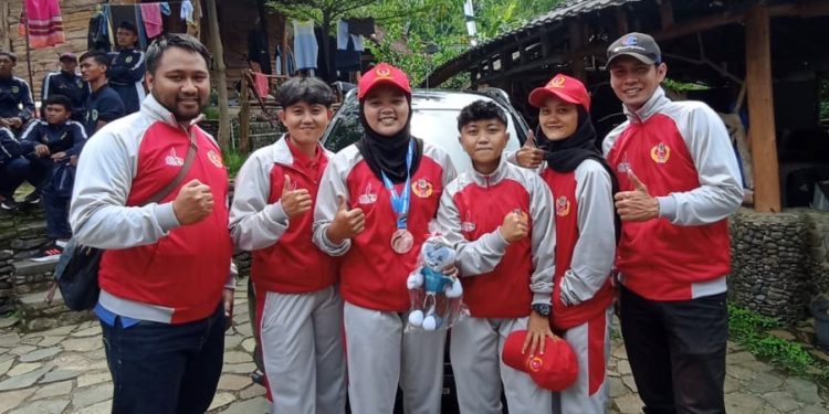 Tim Dayung Kuningan Sumbang Perunggu Di Ajang Porprov XIV