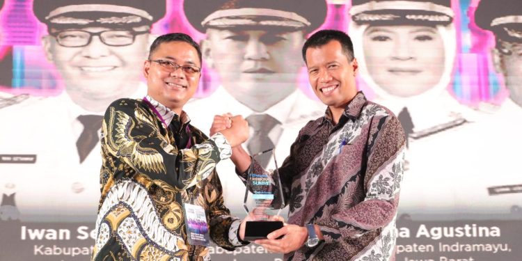 Indeks Daya Saing Digital Tinggi, Pemkab Kuningan Raih Penghargaan EV-DCI