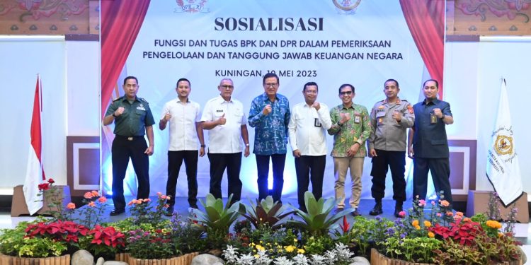 Hadir di Kuningan, BPK dan DPR Berikan Sosialisasi