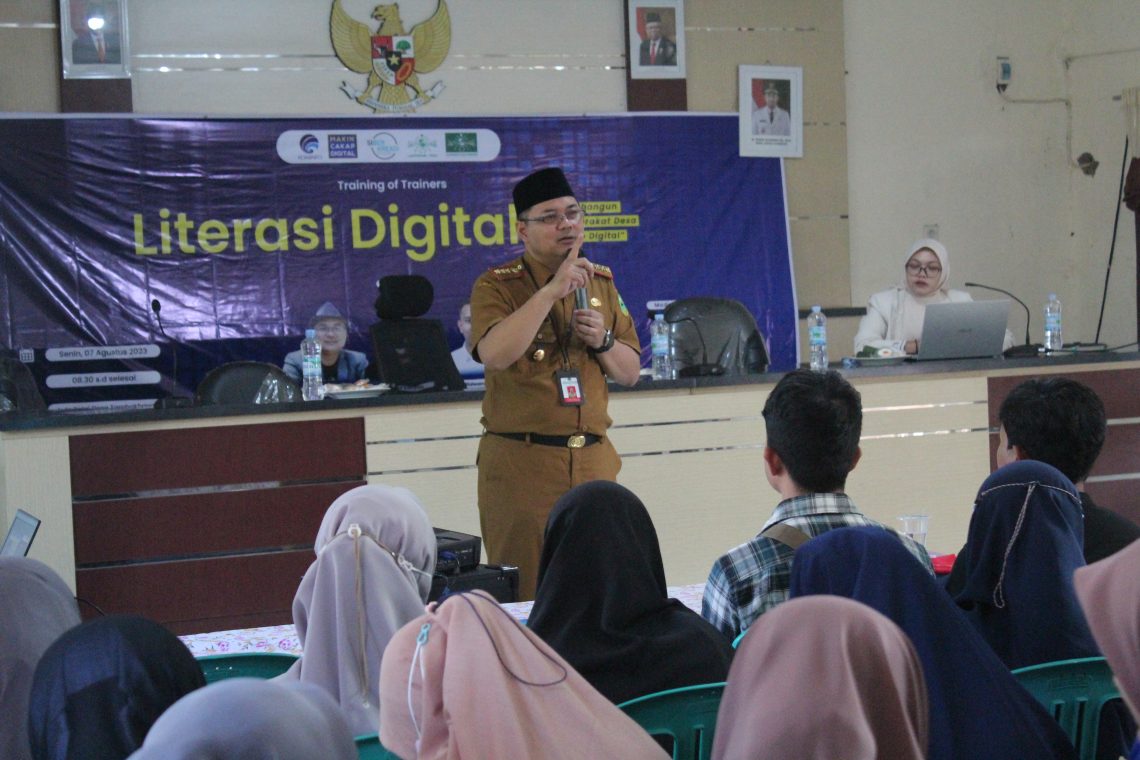 Seminar Literasi Digital, Kadiskominfo Kuningan : Pentingnya Regulasi Komunikasi di Ruang Digital