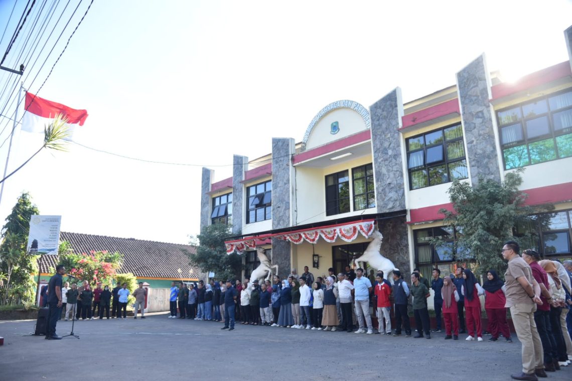 Wabup Ridho Berikan Arahan Kepada DISPORAPAR Terkait Sinergi dengan KONI Kuningan