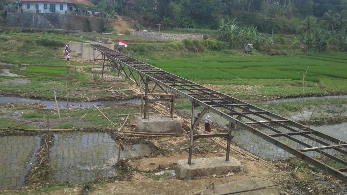 Pembangunan Jembatan Cipanca, Upaya Pemdes Darma Hubungkan Dusun Yang Terisolir