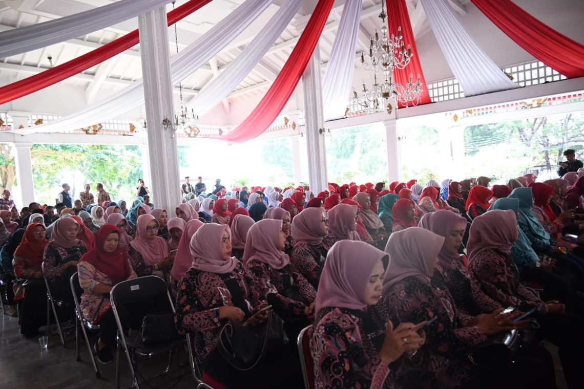 Bunda Paud Kuningan Luncurkan Buku “Adi Berani Makan Sayur”