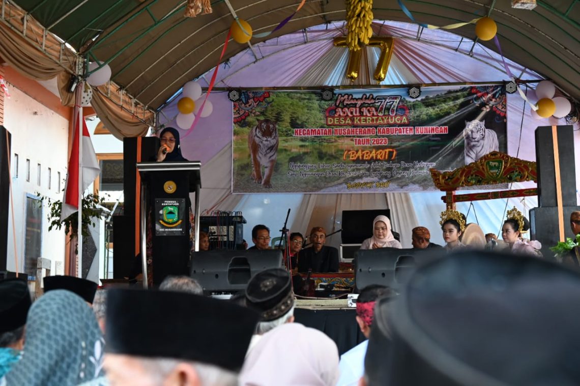 Bupati Kuningan Hadiri Babarit Milangkala Desa Kertayuga Ke-77