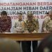 Wujudkan Pemilihan Kepala Daerah Yang Adil, Bermartabat, Bupati, Ketua KPU, Dan Ketua Bawaslu Kuningan Tandatangani NPHD