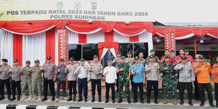 Jelang Malam Pergantian Tahun, PJ Bupati Kuningan Memimpin Patroli Bersama untuk Menjaga Kondisi Keamanan