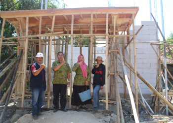 Tingkatkan Derajat Kesehatan Masyarakat, Pemdes Gewok Bangun Posyandu dan TPT Drainase