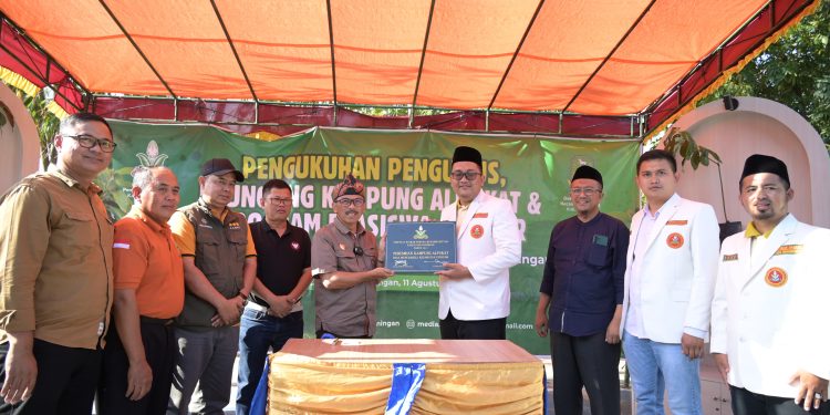 Pengukuhan Pengurus Pimpinan Daerah Pemuda Muhammadiyah (PDPM) Kabupaten Kuningan Dan  Launching Program Kampung Alpukat, Pj Bupati ; Kita Harus Tetap Berkolaborasi Untuk Membangun Kuningan