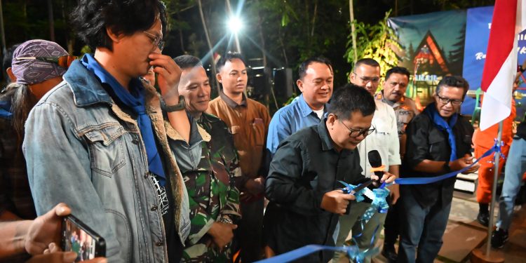 Resmikan Rumah Akar, PJ Sekda Taufik Rohman Apresiasi Atas Kontribusi Dalam Ngarawat, Ngaruwat Dan Ngarumat Gunung Ciremai