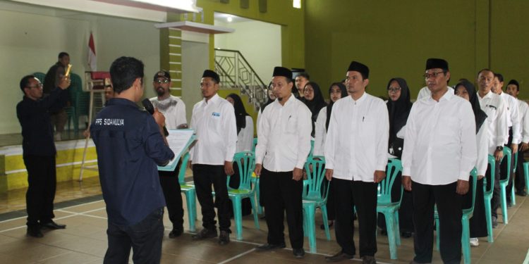 Siap Sukseskan Pilkada 2024, KPPPS Desa Sidamulya Dilantik dan Diberikan Bimbingan Teknis