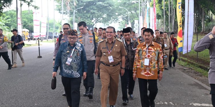 Pj Bupati Kuningan Agus Toyib Hadiri Rakornas Pemerintah Pusat Dan Pemerintah Daerah Tahun 2024, Implementasi Asta Cita Menuju Indonesia Emas 2045