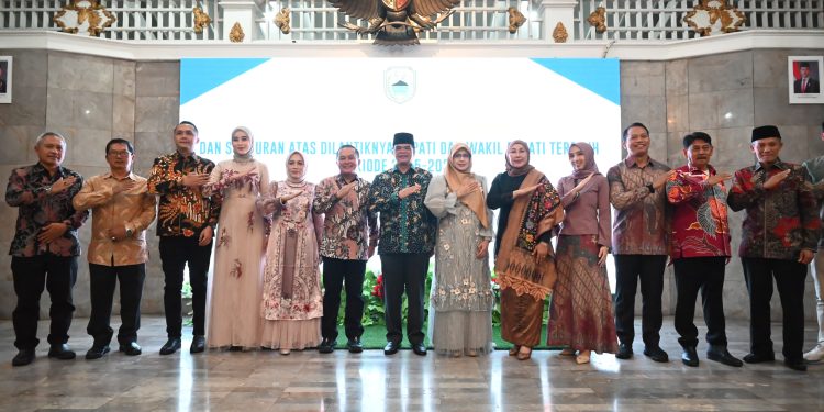 Penuh Haru, Suasana Lepas Sambut Kepala Daerah Kabupaten Kuningan