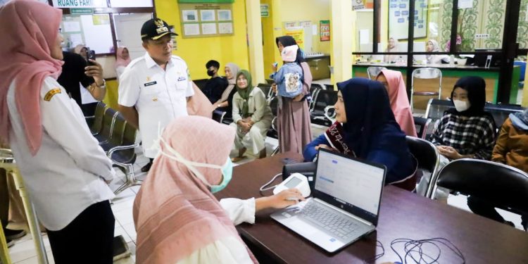 Bupati Kecewa, Saat Sidak Kepala UPTD Puskesmas Darma Tidak Ada Ditempat