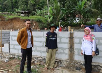 Dukung Program Ketahanan Pangan, Pemdes Cibinuang Bangun 16 Kolam Ikan