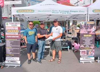 Bappenda Kerja Bareng Samsat Kuningan Buka Layanan Pajak di Car Free Day