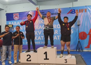 Delapan Atlet Angkat Berat Melaju ke PORPROV, Agit Solihin Raih Emas di Kelas 120 Kg