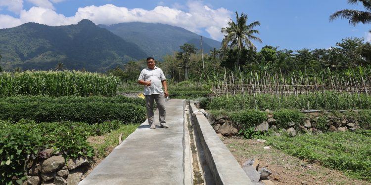 Tingkatkan Produktivitas Pertanian, Desa Sidamulya Bangun Irigasi Sepanjang 200 Meter