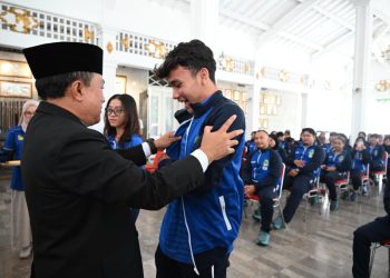 Lepas Tim Futsal BK Porporv 2025, Bupati Dian Tekankan Pentingnya Mental Juara