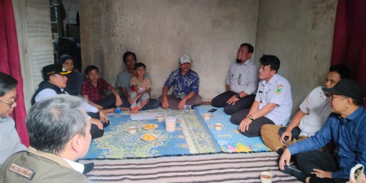 Bupati Dian Bantu Anak Margabakti Derita Tumor Pembuluh Darah