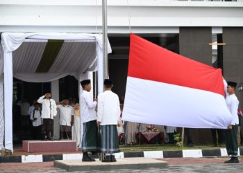 Peringati Hari Santri, Bupati Dian Siapkan Beasiswa dan Program untuk Pesantren