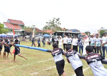552 Siswa SD se-Kabupaten Kuningan Meriahkan Invitasi Olahraga Tradisional 2025