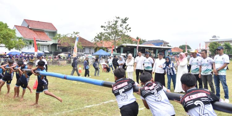 552 Siswa SD se-Kabupaten Kuningan Meriahkan Invitasi Olahraga Tradisional 2025