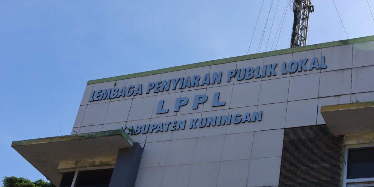 Dua Program LPPL Kuningan FM Masuk Nominasi Anugerah Penyiaran KPID Jabar 2025