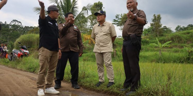 Pastikan Perbaikan Jalan Cipasung–Paninggaran, Bupati Dian Lakukan Monitoring