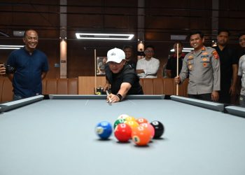 Soft Opening D’Jons Pool, Santunan Yatim dan Bupati Bersama Kapolres Coba Meja Biliar